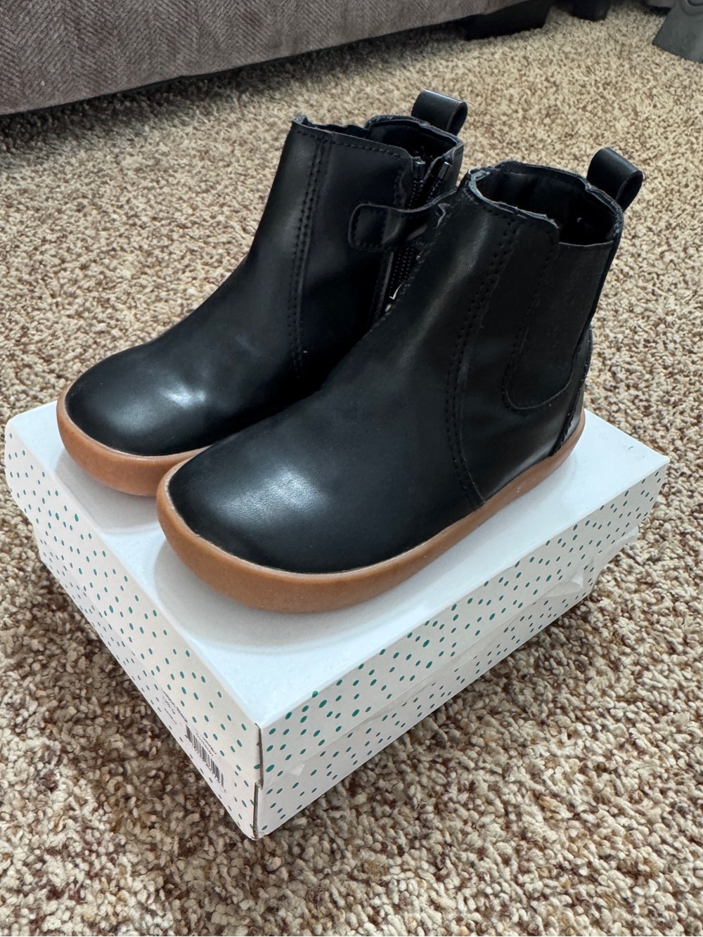 Ten Little Toddler Barefoot Chelsea Boots Size 9